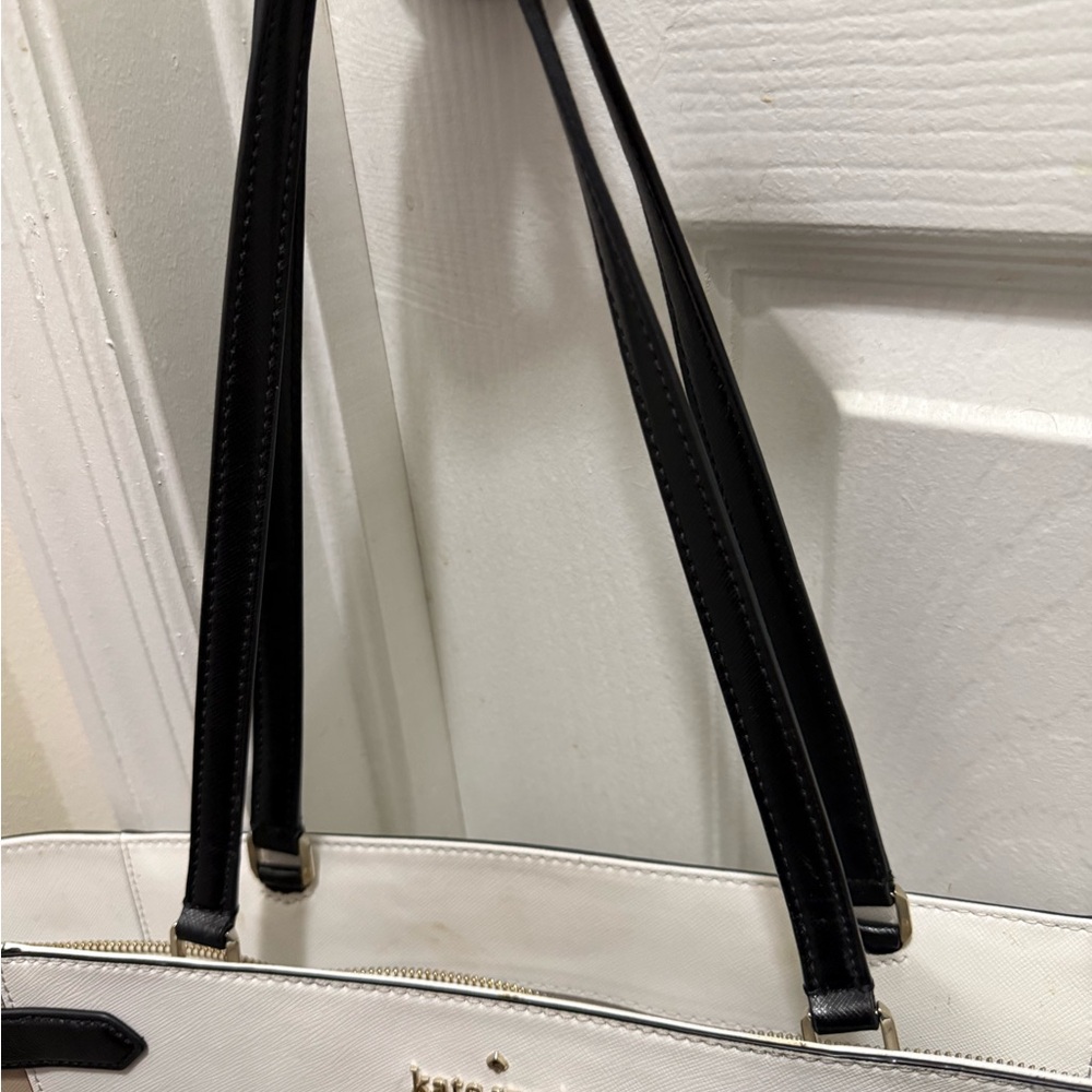 Kate Spade Cream and Black Tote - Picture 3 of 10